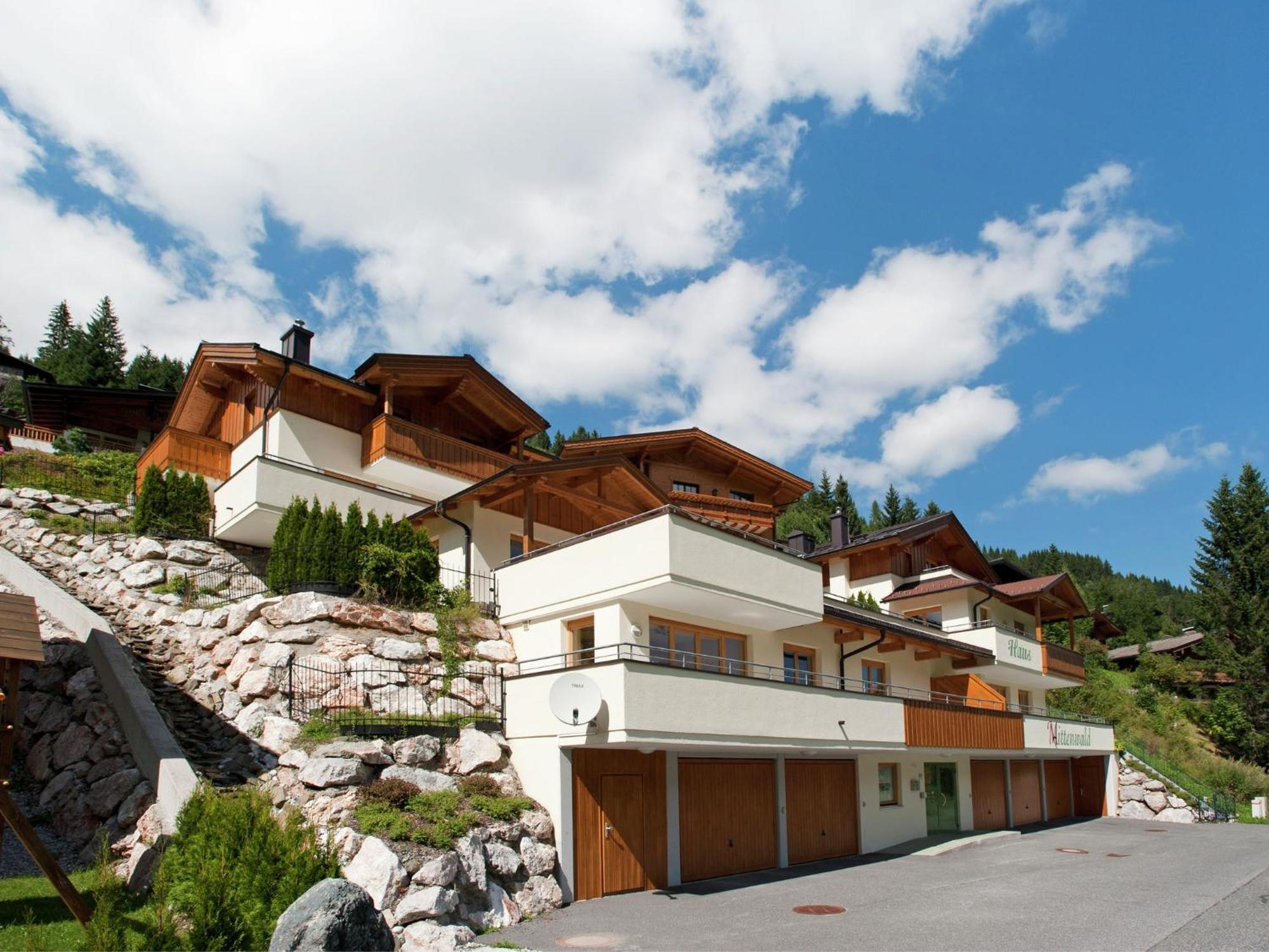 Large Chalet Apartment In Saalbach Hinterglemm Exteriér fotografie