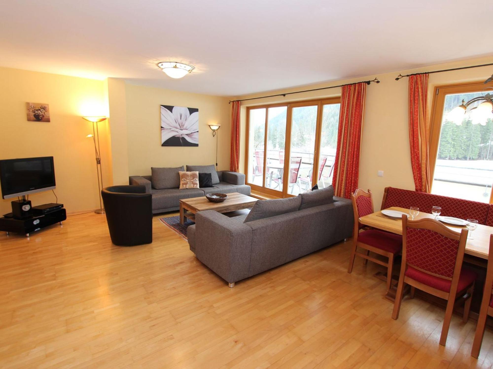 Large Chalet Apartment In Saalbach Hinterglemm Exteriér fotografie